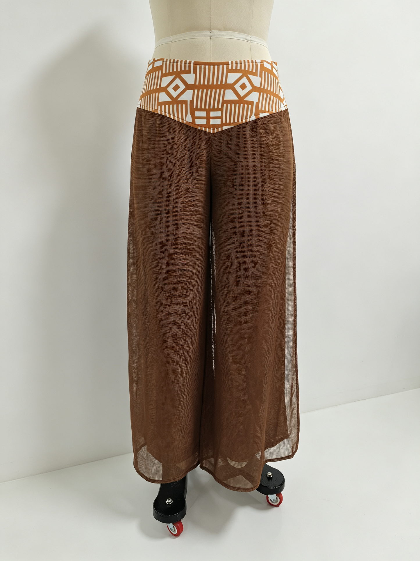 Unisex Boho-Hose mit weitem Bein | Ethnische Baumwollhose mit Tribal-Bund | Hose mit mehrlagigem Mesh-Overlay
