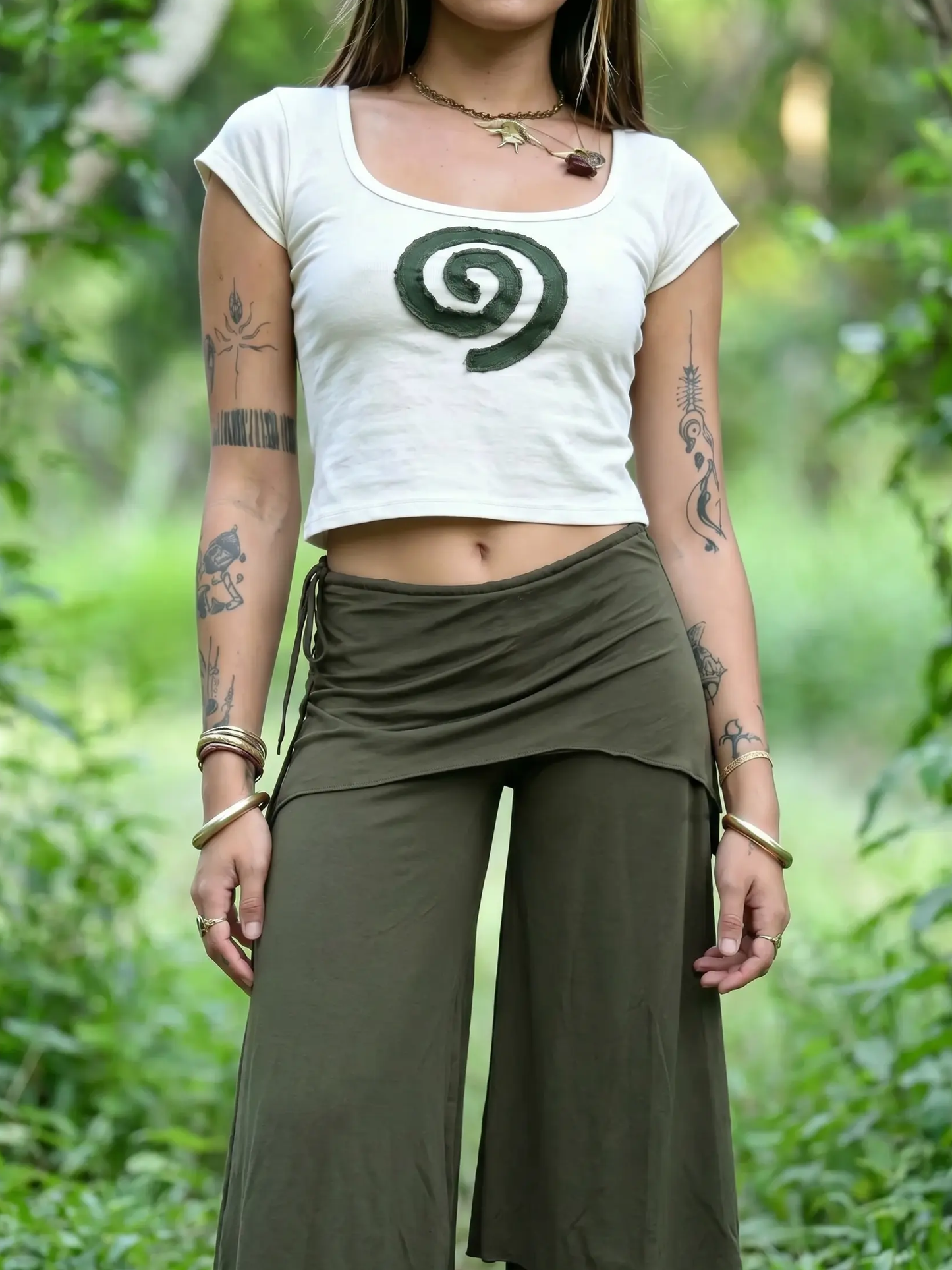 Asymmetrische Cropped-Hose mit weitem Bein und Kordelzug – Faux-Zweiteiler-Design