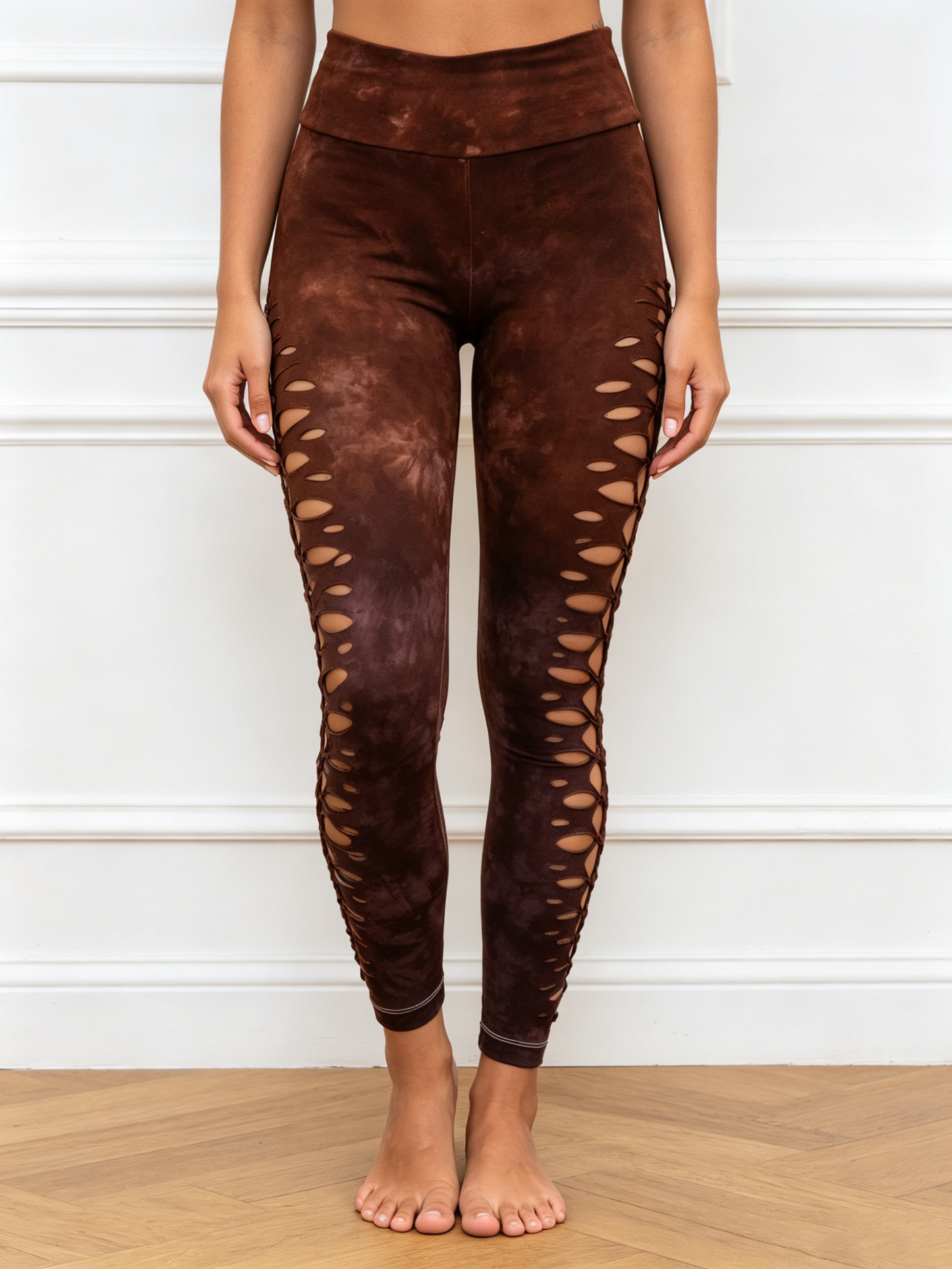 Geflochtene Yoga-Leggings, handgefärbt in „Dutch Chocolate“