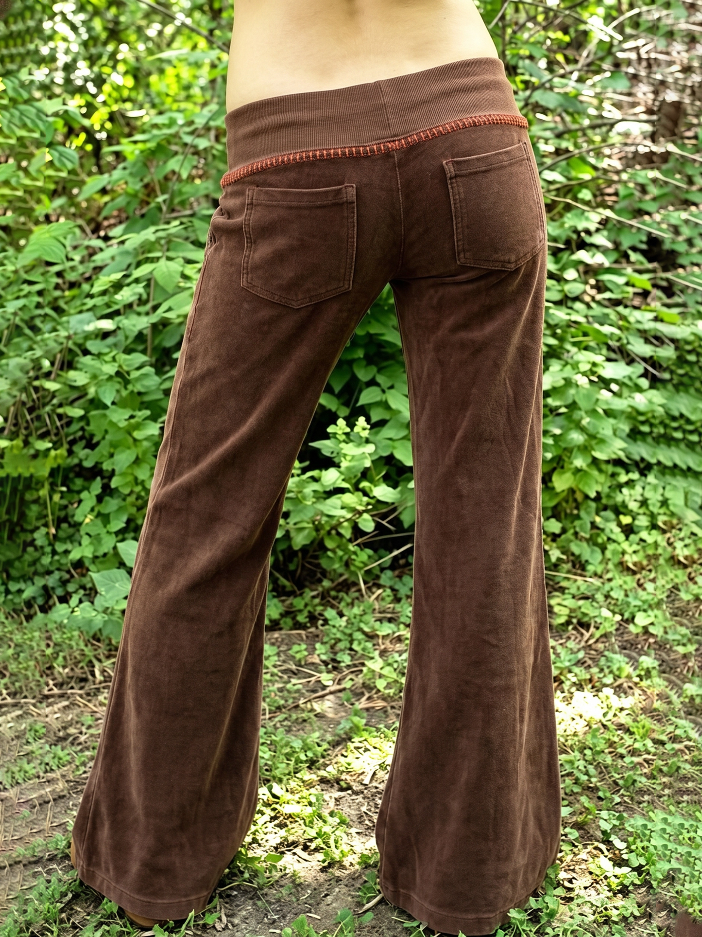 Damen Freizeithose mit Kordelzugbund und leicht ausgestelltem Bein im Vintage-Stil