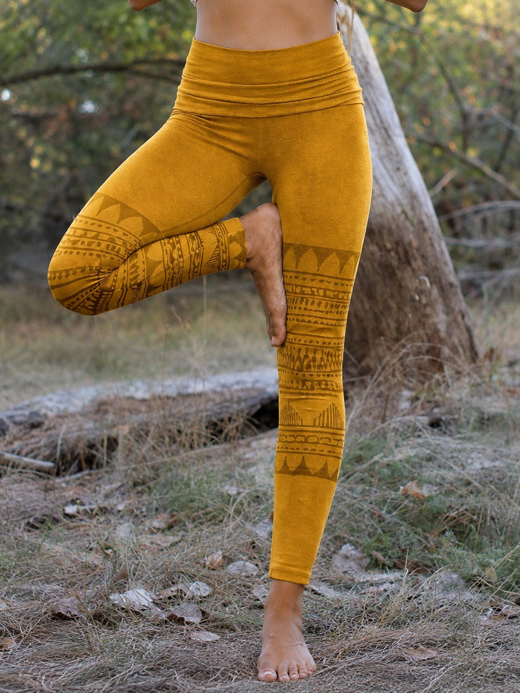 High-Waist Yoga-Leggings mit Tribal-Print und umschlagbarem Bund