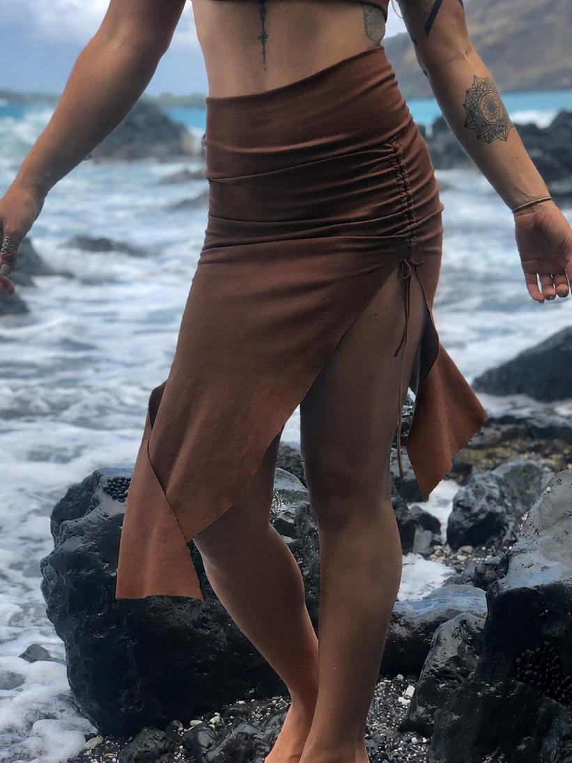 Winged Pixie Cinch Skirt | Fae- & Fairy-asymmetrischer Rock mit hoher Taille und breitem Bund