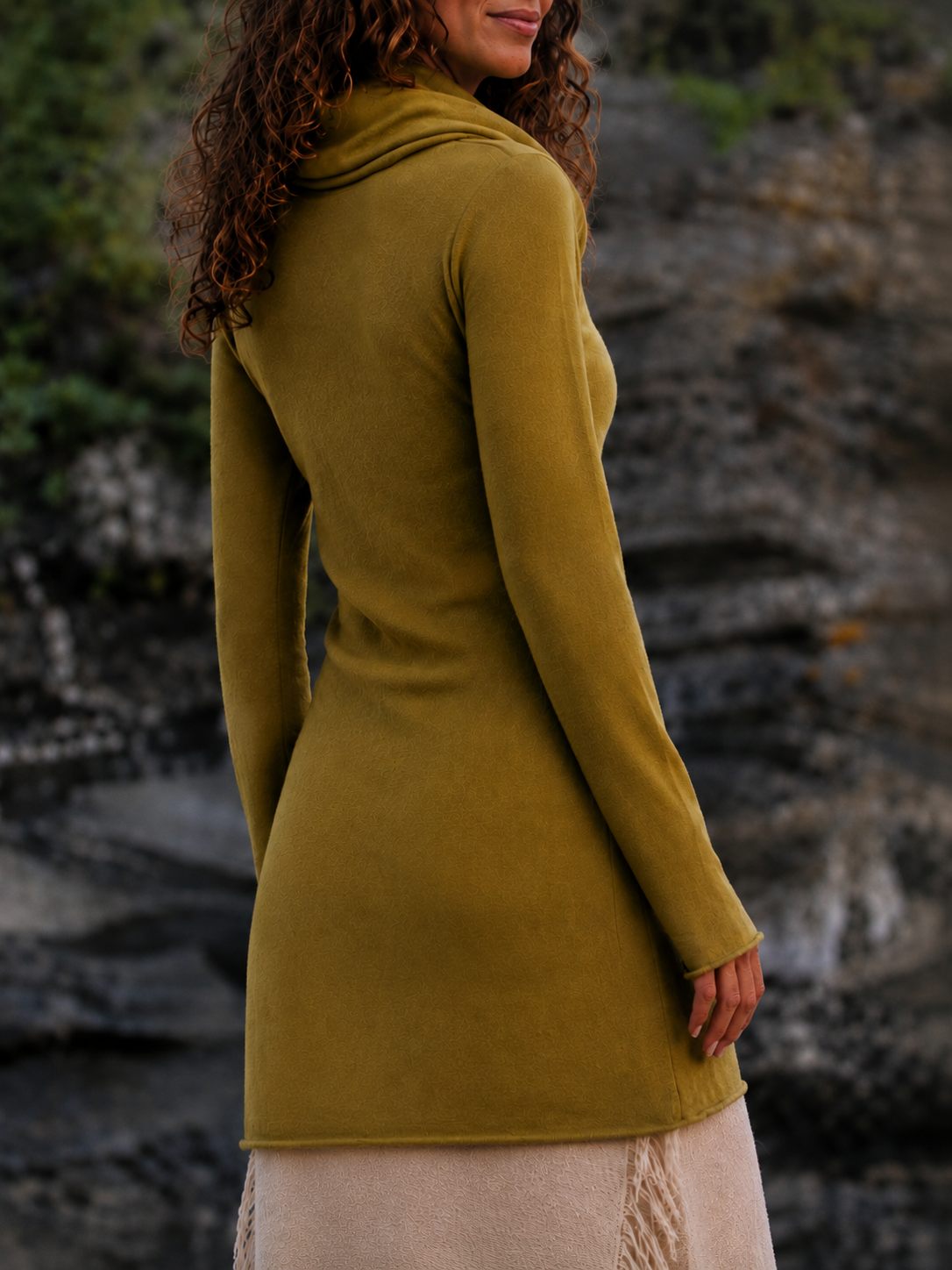 Longline-Stricktop mit drapiertem Wasserfallausschnitt
