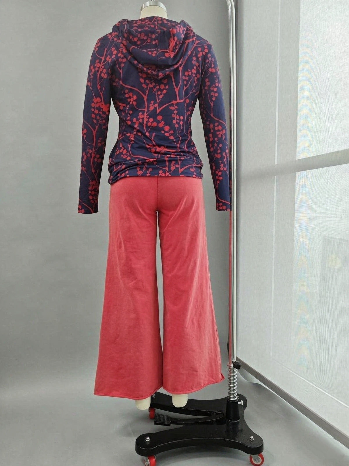 High-Waist Cropped-Hose mit Drapierung und weitem Bein