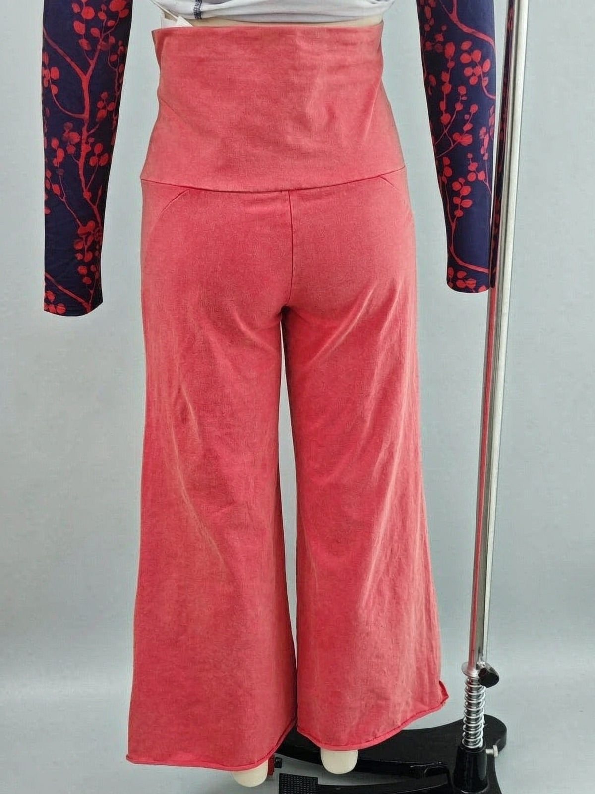 High-Waist Cropped-Hose mit Drapierung und weitem Bein